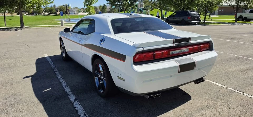 2014 Dodge Challenger SRT8 & 392 3rd Gen - Image 18 of 20