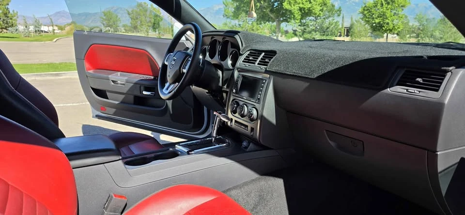 2014 Dodge Challenger SRT8 & 392 3rd Gen - Image 11 of 20