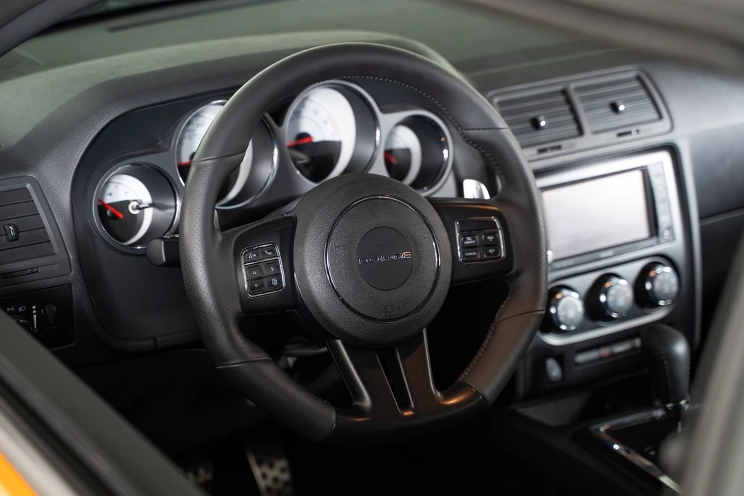 2014 Dodge Challenger 3rd Gen - Image 24 of 31