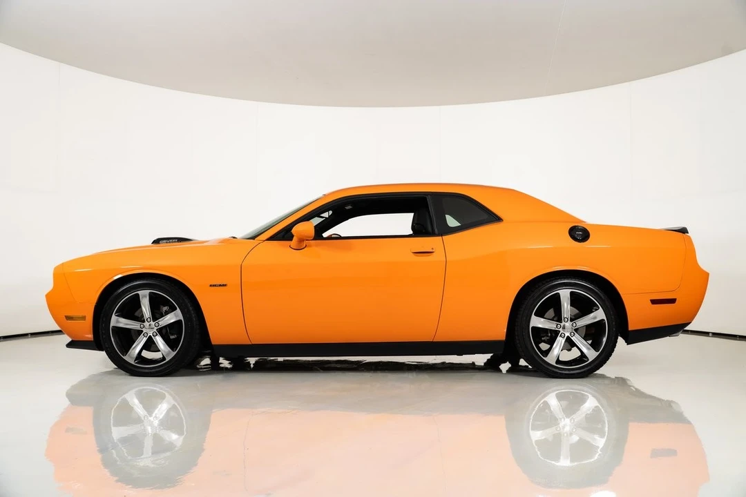 2014 Dodge Challenger 3rd Gen - Image 9 of 31