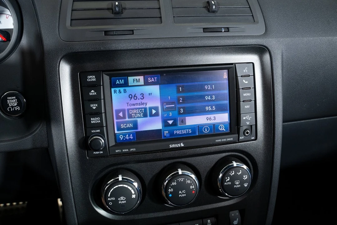2014 Dodge Challenger 3rd Gen - Image 30 of 31
