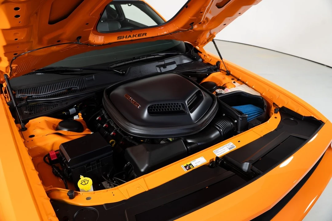2014 Dodge Challenger 3rd Gen - Image 3 of 31