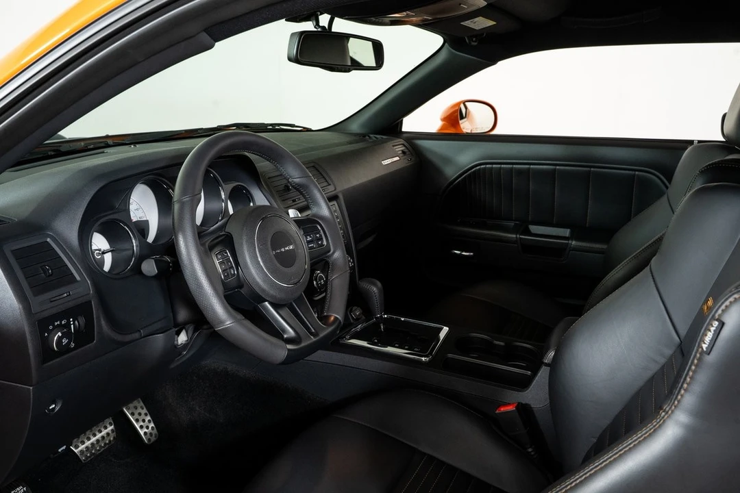 2014 Dodge Challenger 3rd Gen - Image 20 of 31