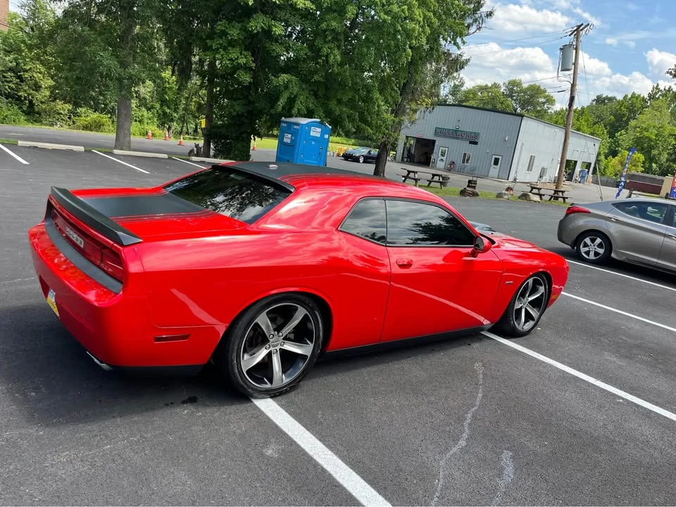 2014 Dodge Challenger 3rd Gen - Image 5 of 8