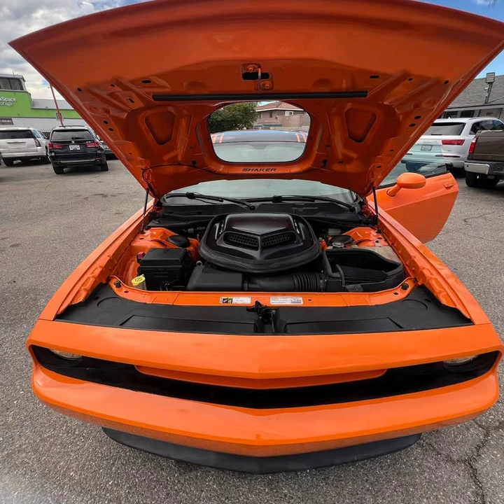 2014 Dodge Challenger 3rd Gen - Image 10 of 20