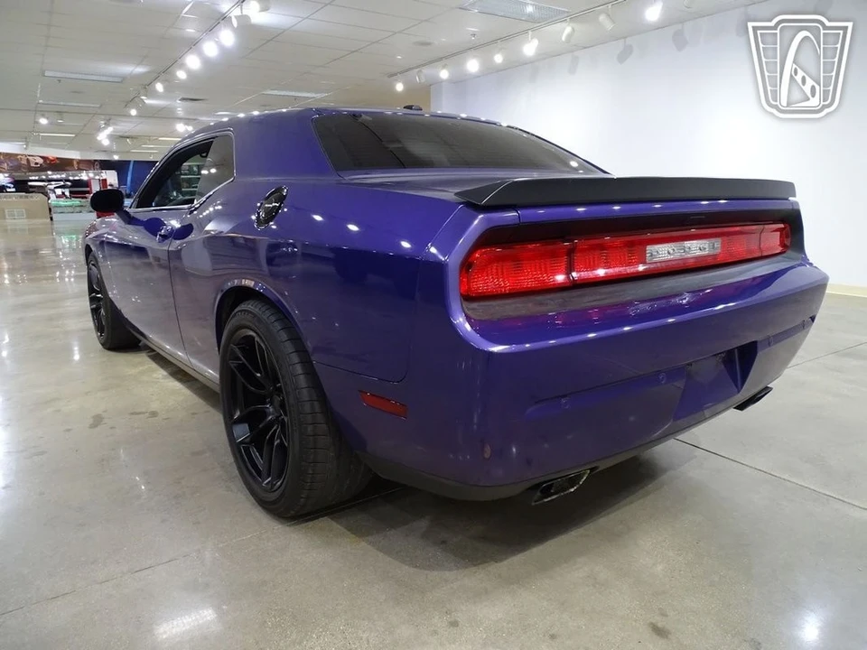 2014 Dodge Challenger 3rd Gen - Image 11 of 21