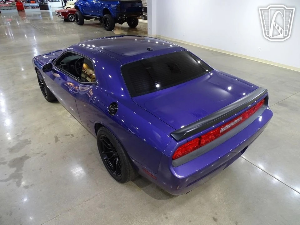 2014 Dodge Challenger 3rd Gen - Image 10 of 21