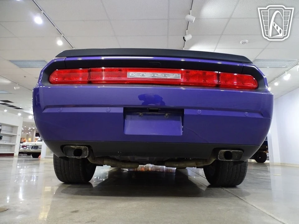 2014 Dodge Challenger 3rd Gen - Image 15 of 21