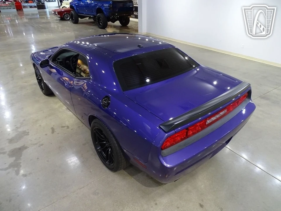 2014 Dodge Challenger 3rd Gen - Image 11 of 12