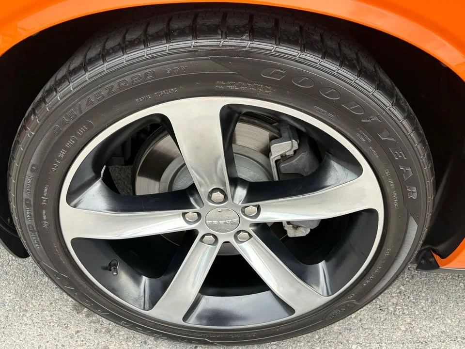 2014 Dodge Challenger 3rd Gen - Image 13 of 20