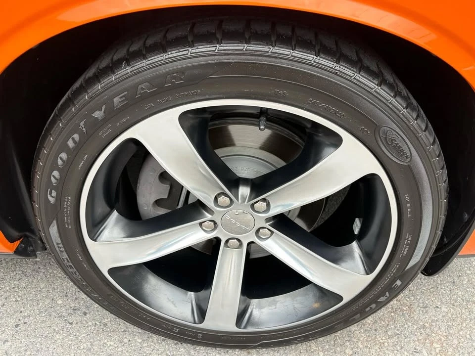 2014 Dodge Challenger 3rd Gen - Image 16 of 20