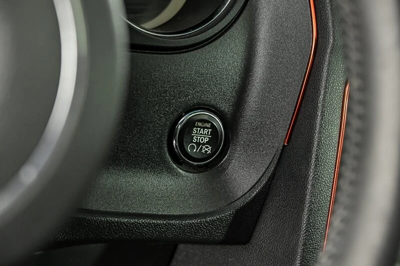 2014 Dodge Challenger 3rd Gen - Image 29 of 29