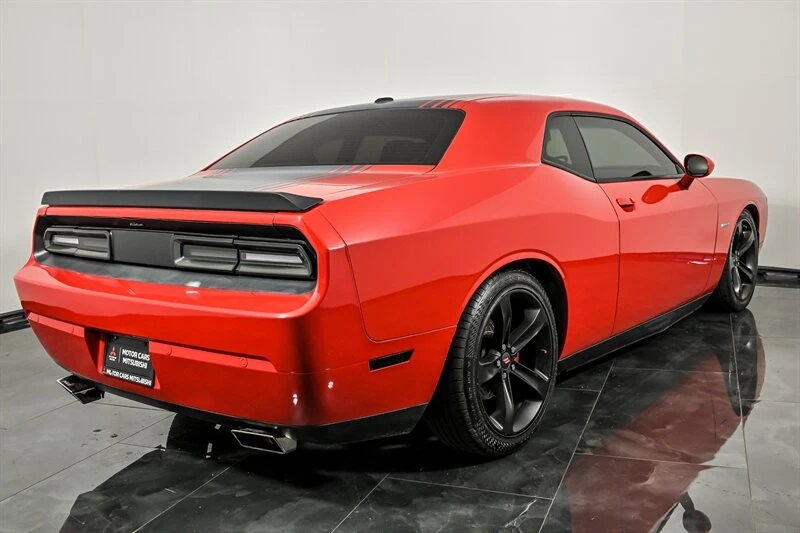 2014 Dodge Challenger 3rd Gen - Image 9 of 29