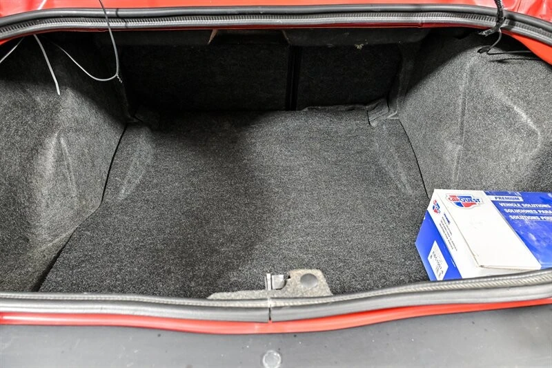 2014 Dodge Challenger 3rd Gen - Image 11 of 29