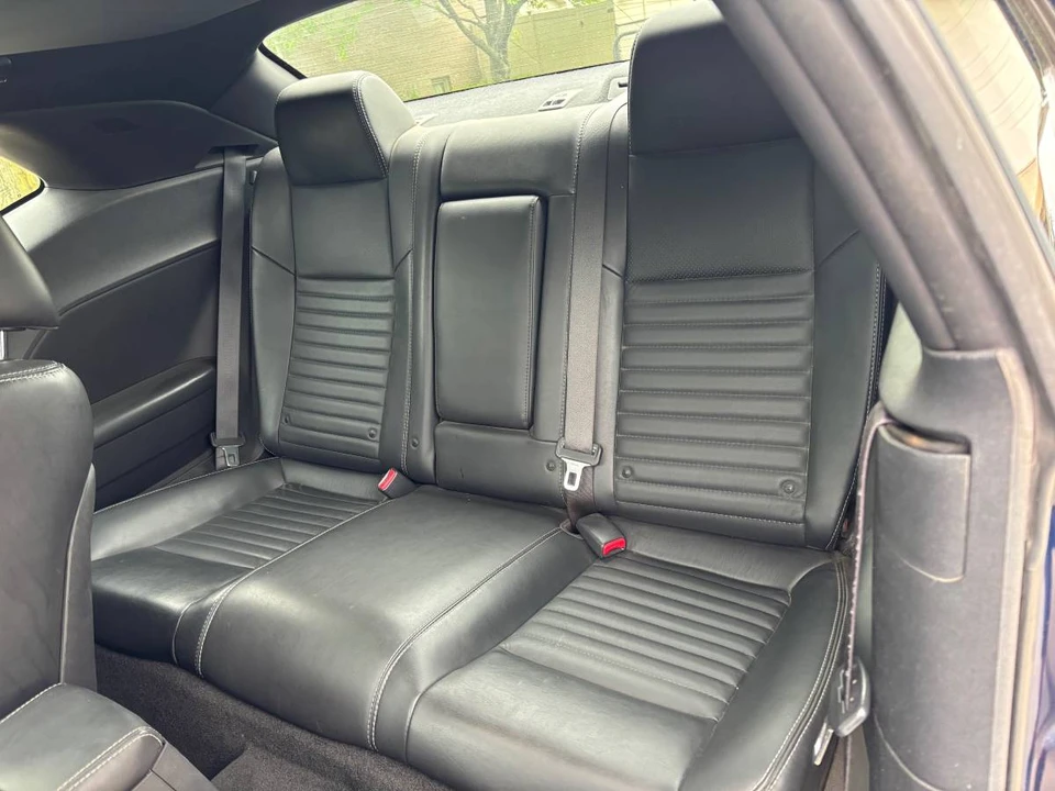 2014 Dodge Challenger 3rd Gen - Image 9 of 12