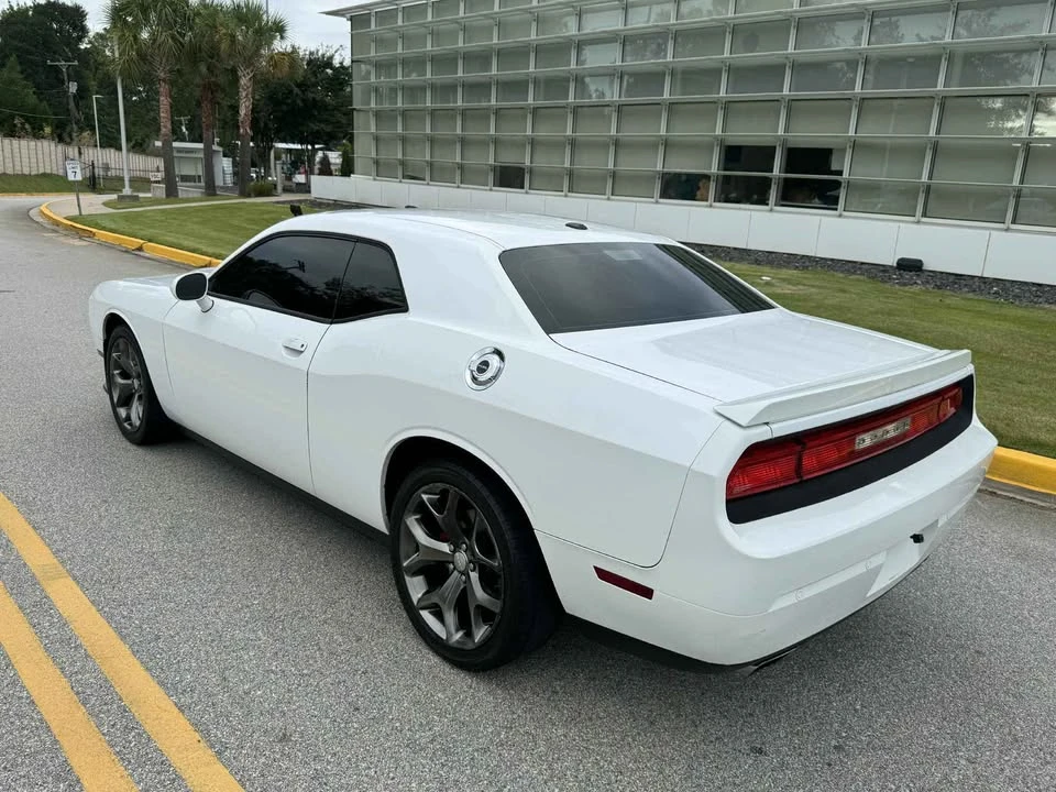 2014 Dodge Challenger 3rd Gen - Image 5 of 11