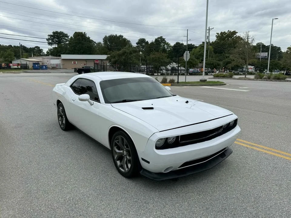 2014 Dodge Challenger 3rd Gen - Image 4 of 11