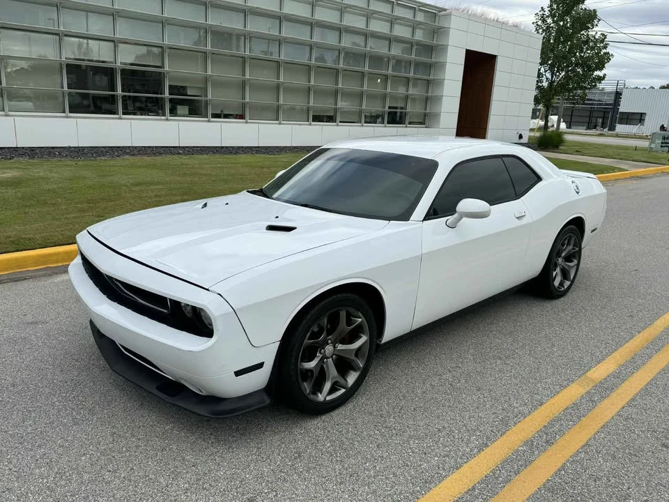 2014 Dodge Challenger 3rd Gen - Image 3 of 11