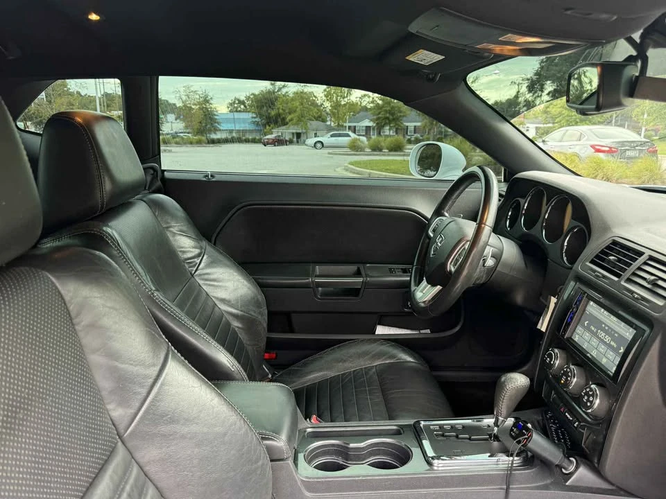 2014 Dodge Challenger 3rd Gen - Image 10 of 11