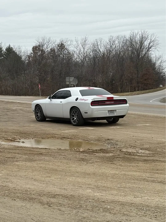 2014 Dodge Challenger 3rd Gen - Image 3 of 5