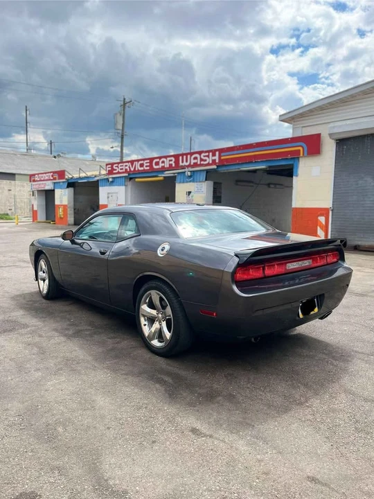 2014 Dodge Challenger 3rd Gen - Image 6 of 13