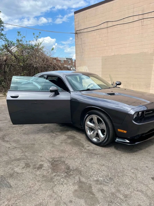 2014 Dodge Challenger 3rd Gen - Image 3 of 13
