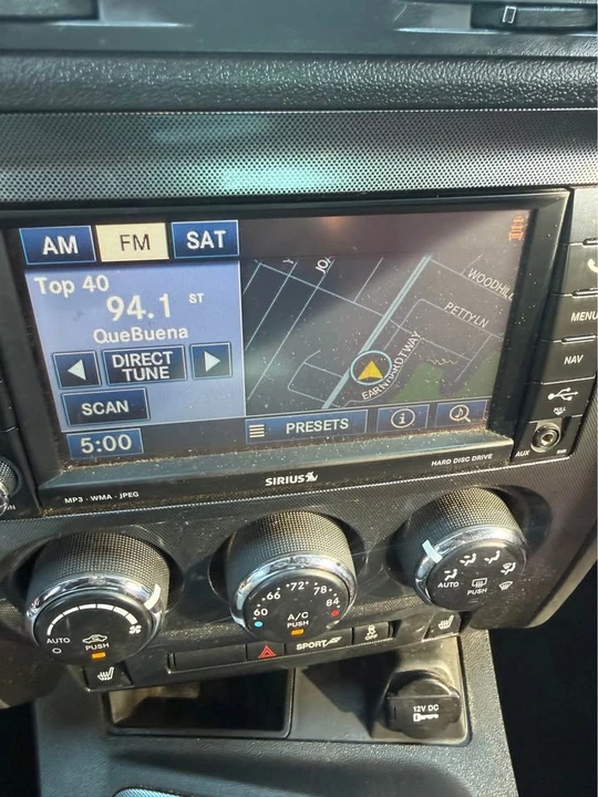 2014 Dodge Challenger 3rd Gen - Image 10 of 12