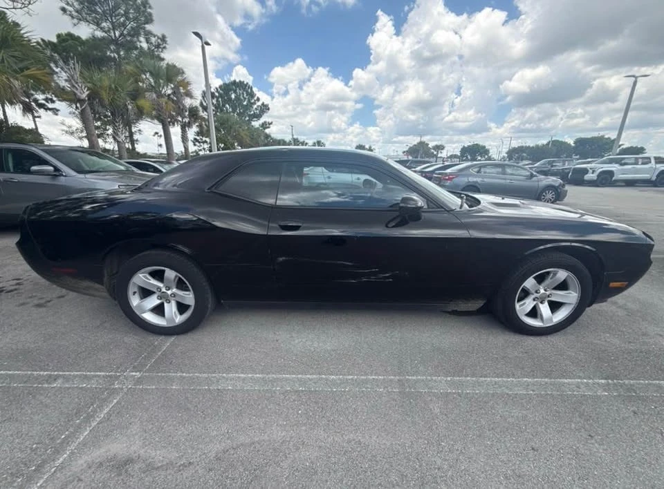 2014 Dodge Challenger 3rd Gen - Image 2 of 11