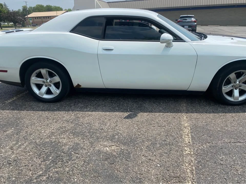 2014 Dodge Challenger 3rd Gen - Image 4 of 4