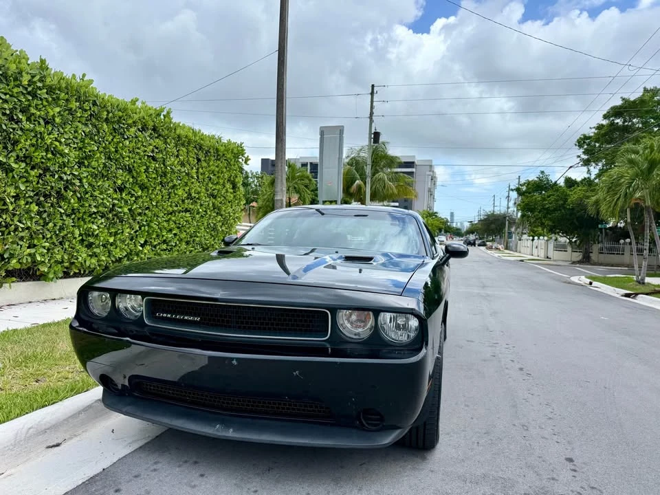 2014 Dodge Challenger 3rd Gen - Image 5 of 16