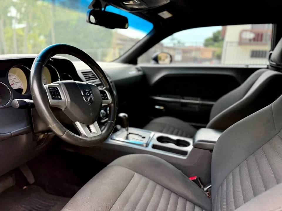 2014 Dodge Challenger 3rd Gen - Image 13 of 16