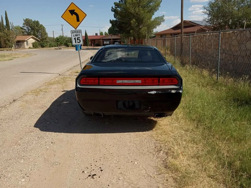 2014 Dodge Challenger 3rd Gen - Image 6 of 8