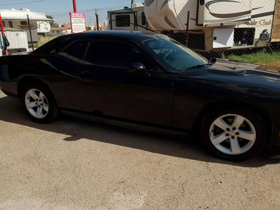 2014 Dodge Challenger 3rd Gen - Image 3 of 8