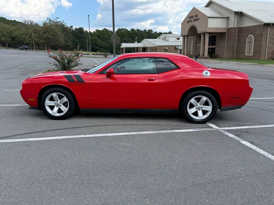 2014 Dodge Challenger 3rd Gen - Image 9 of 15