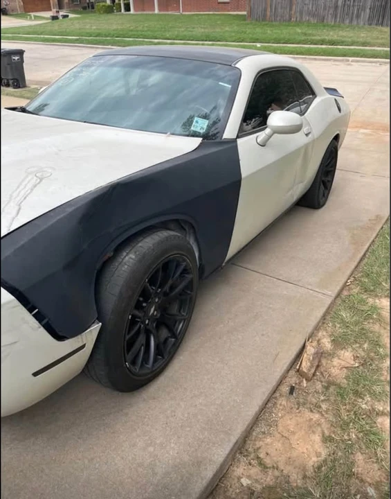 2014 Dodge Challenger SRT8 & 392 3rd Gen - Image 2 of 7