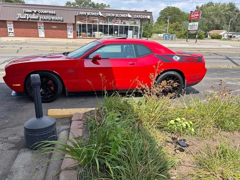 2014 Dodge Challenger SRT 392 Coupe 2D