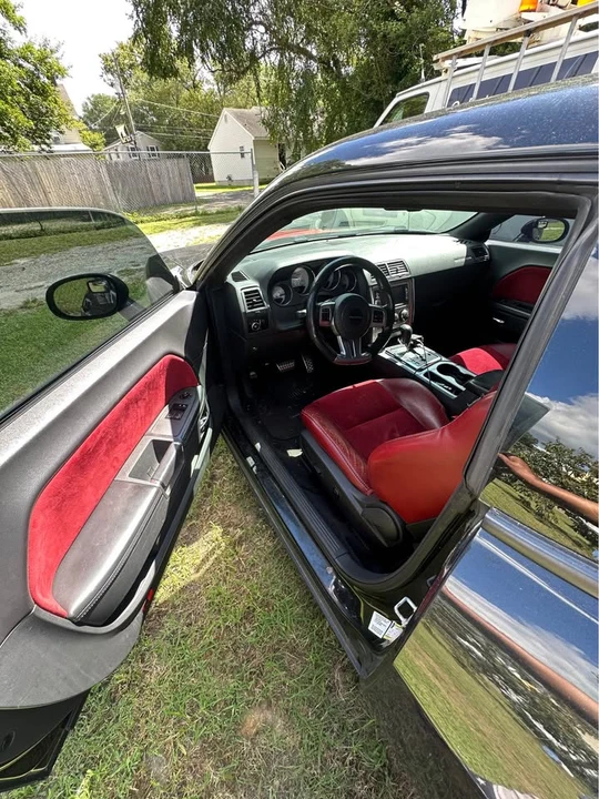 2014 Dodge Challenger SRT8 & 392 3rd Gen - Image 8 of 15