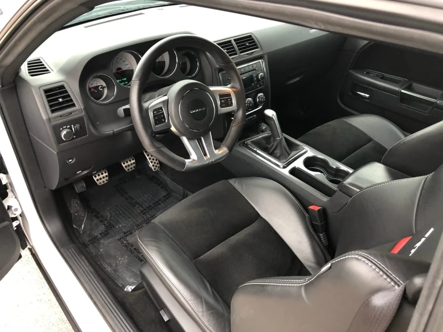 2014 Dodge Challenger SRT8 & 392 3rd Gen - Image 3 of 12