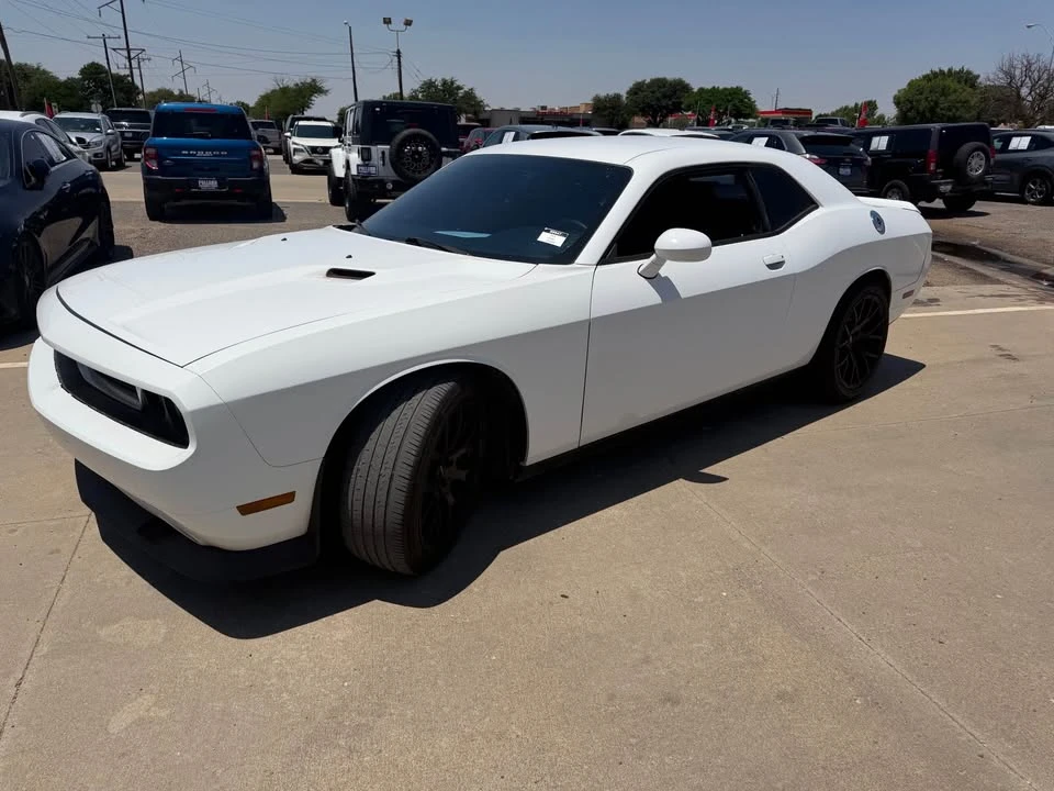 2014 Dodge Challenger SRT8 & 392 3rd Gen - Image 6 of 11