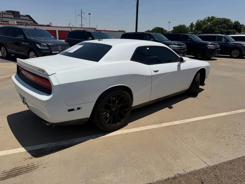 2014 Dodge Challenger SRT8 & 392 3rd Gen - Image 3 of 11