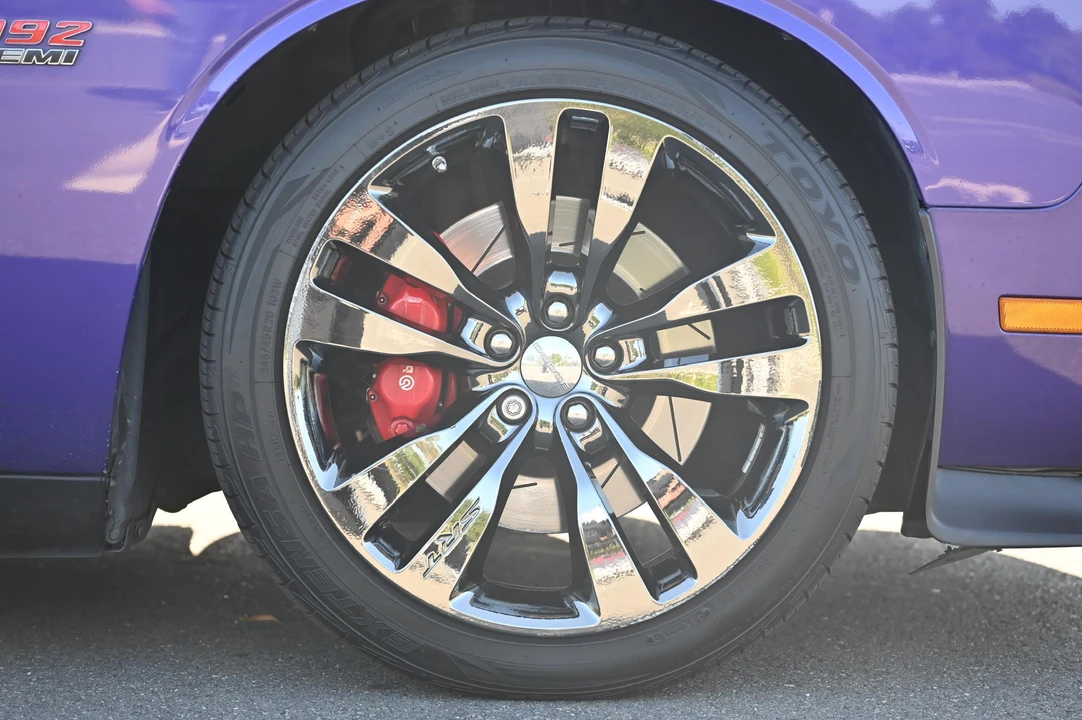 2014 Dodge Challenger SRT8 & 392 3rd Gen - Image 18 of 26