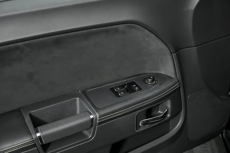 2014 Dodge Challenger SRT8 & 392 3rd Gen - Image 17 of 21