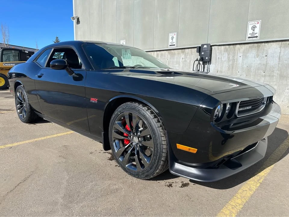 2014 Dodge Challenger SRT8 & 392 3rd Gen - Image 4 of 12