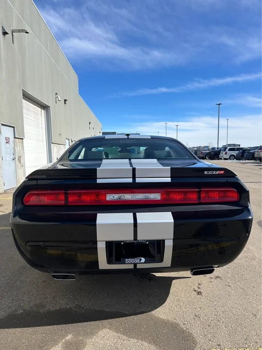 2014 Dodge Challenger SRT8 & 392 3rd Gen - Image 8 of 12