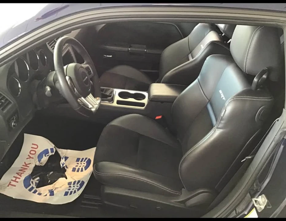 2014 Dodge Challenger - Image 5 of 7