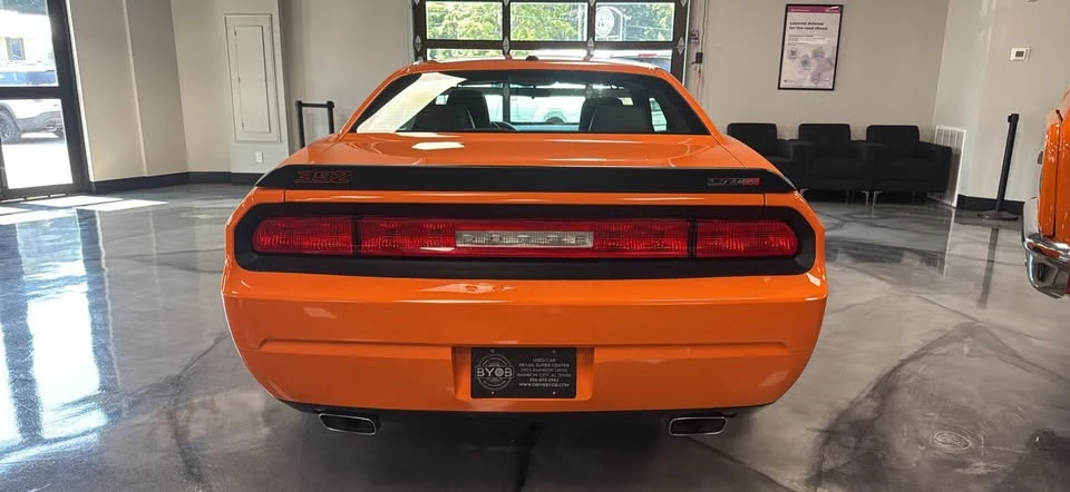 2014 Dodge Challenger SRT8 & 392 3rd Gen - Image 4 of 7