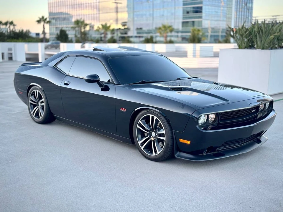 2014 Dodge Challenger SRT8 & 392 3rd Gen - Image 2 of 18