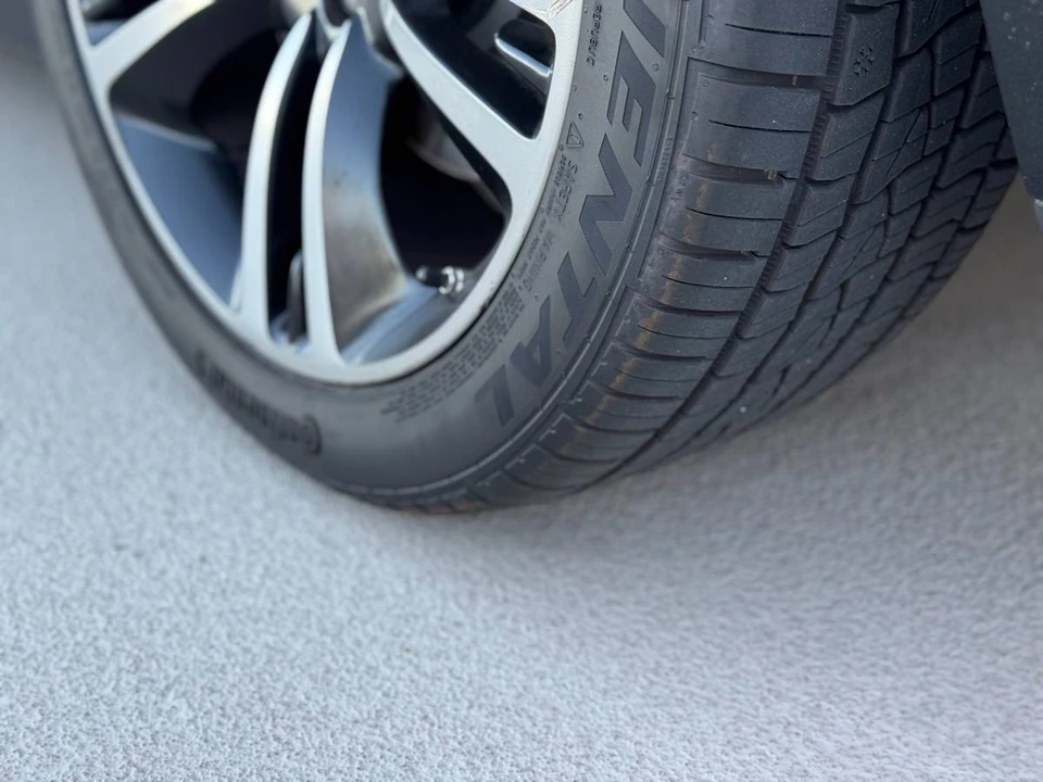 2014 Dodge Challenger SRT8 & 392 3rd Gen - Image 17 of 18