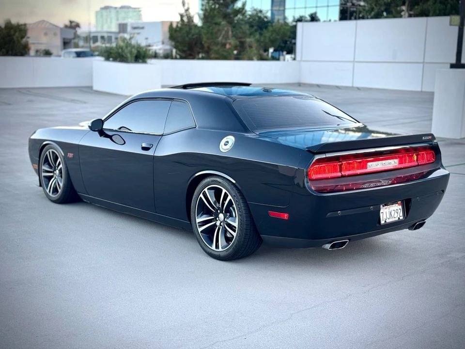 2014 Dodge Challenger SRT8 & 392 3rd Gen - Image 5 of 18