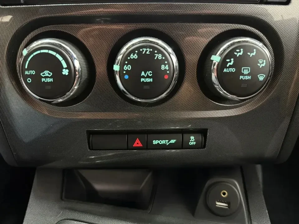 2014 Dodge Challenger SRT8 & 392 3rd Gen - Image 17 of 19
